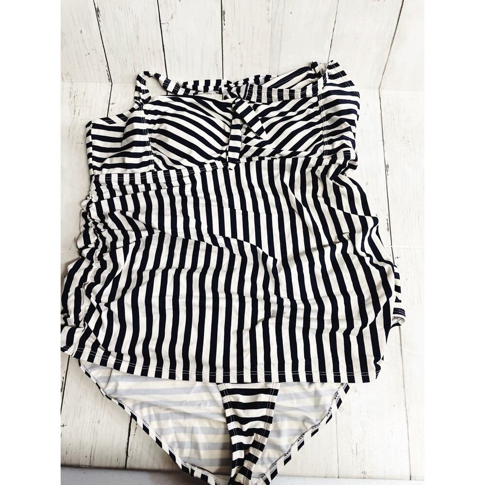 Motherhood Maternity Beach Bump Two Piece Tankini Bathing Suit Size XL